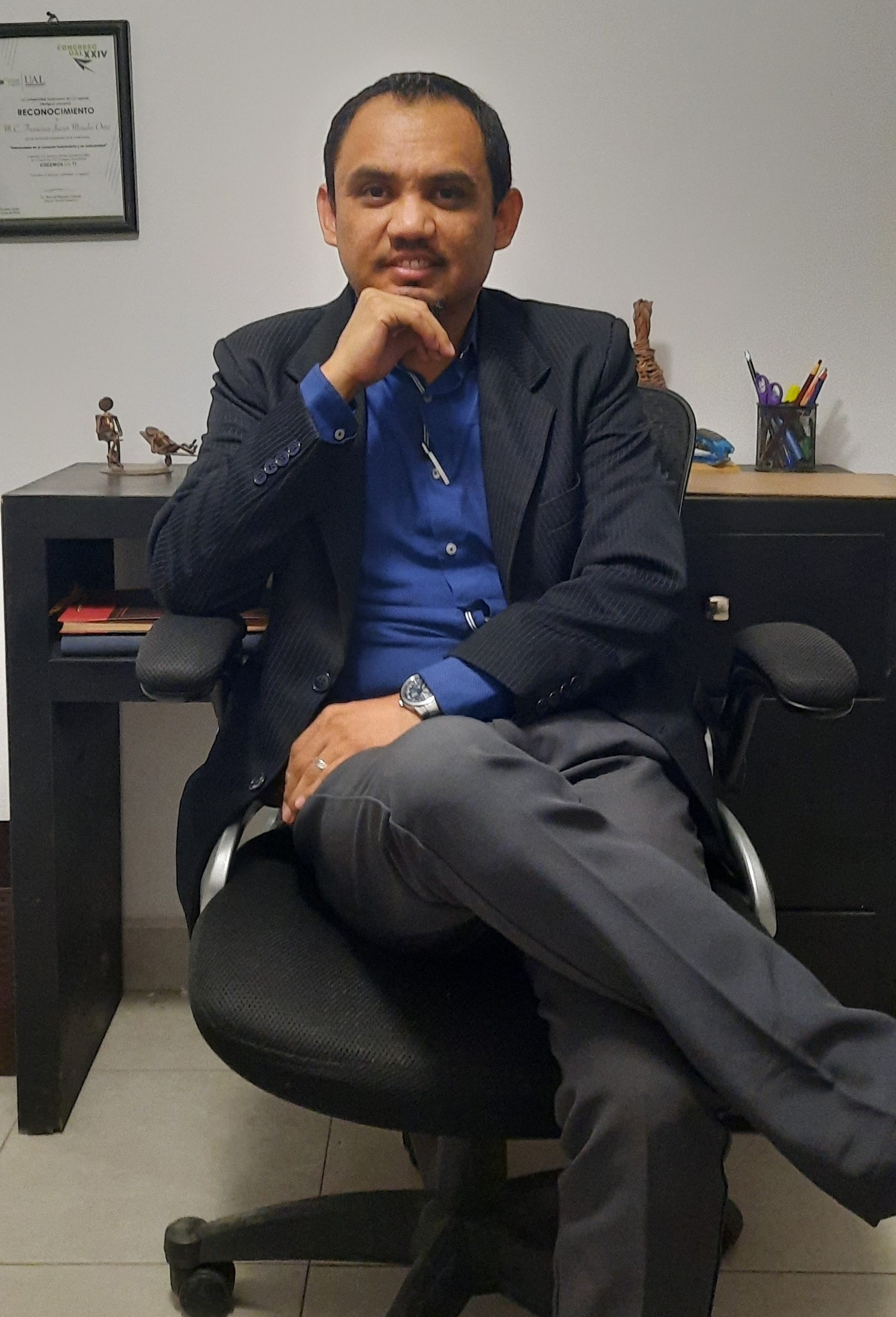 Psicólogo Francisco J. Morales